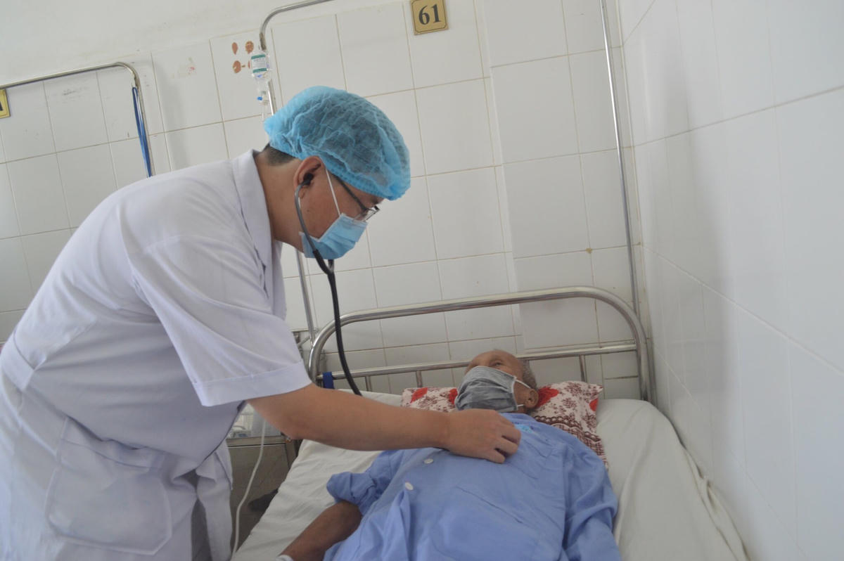 Hình ảnh bệnh nhân T đã hết sốt, dần hồi phục, sinh hoạt gần như bình thường