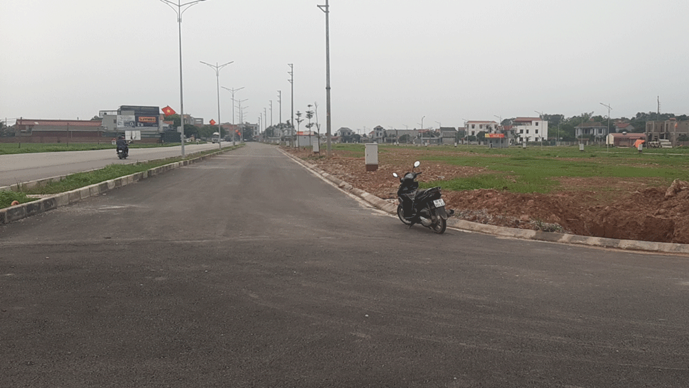 Khu đất thôn Chùa, xã Thái Đào (Lạng Giang) sau khi đưa vào đấu giá có nhiều khách hàng bỏ cọc. 