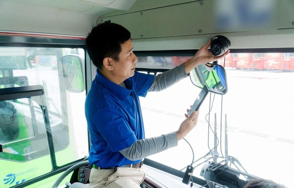 Lắp camera trên xe sẽ giúp cơ quan chức năng giám sát tốt hơn.