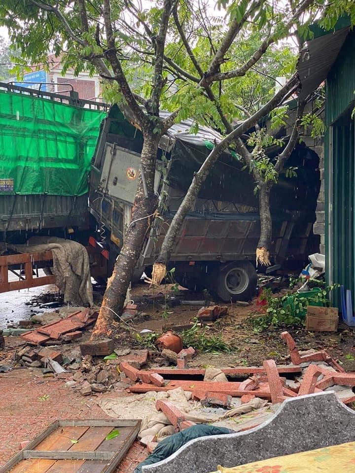 Hiện trường vụ tại nạn.