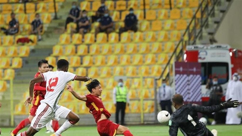 Minh Vương ghi bàn vào lưới tuyển UAE ở vòng loại thứ hai World Cup 2022 hồi tháng 6 vừa qua. (Ảnh: TTXVN).