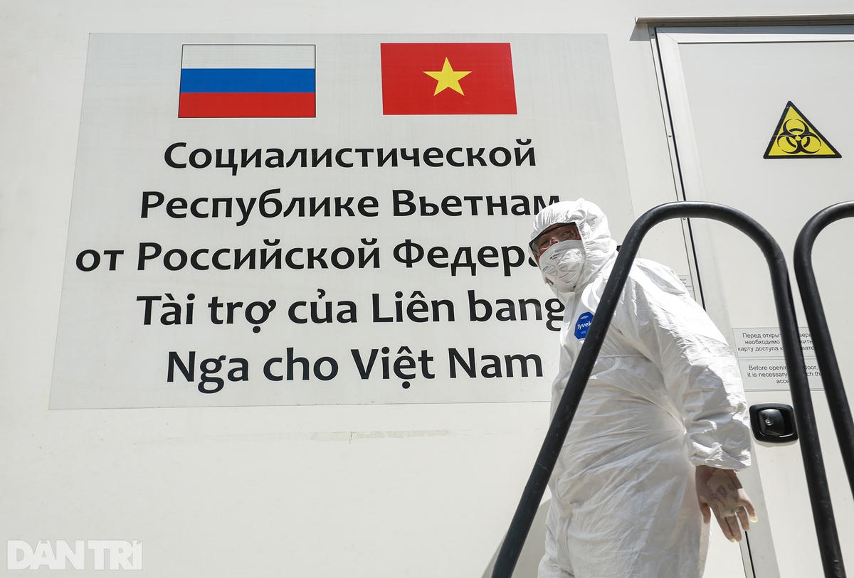Cận cảnh phòng xét nghiệm Covid-19 di động duy nhất tại Việt Nam