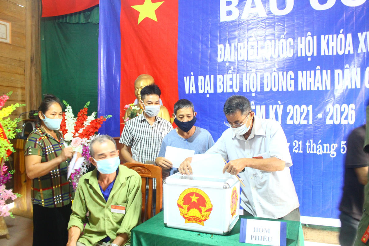 Cũng trong 6 tháng đầu năm 2021, MTTQ các cấp đã tham gia tốt công tác bầu cử Đại biểu Quốc hội khóa XV và đại biểu HĐND các cấp nhiệm kỳ 2021 – 2026 với tỷ lệ cử tri tham gia bỏ phiếu đạt 98,93%.