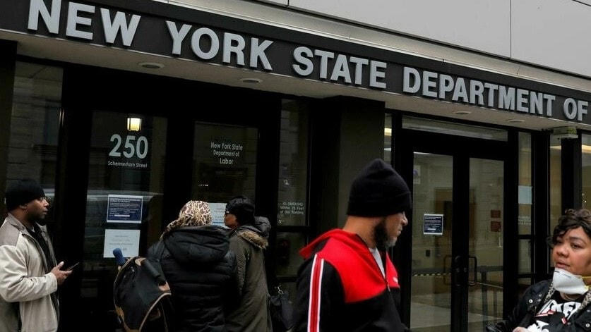 Người đăng ký việc làm tại khu Brooklyn (New York, Mỹ). Nguồn: REUTERS