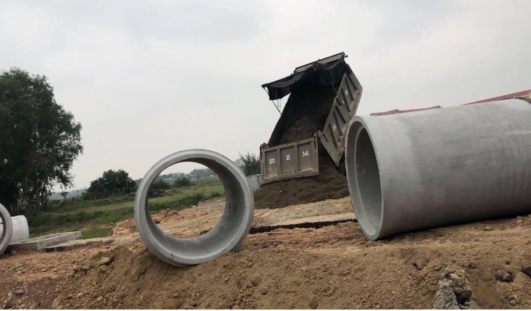 Sau 4 năm đình trệ, dự án Khu nhà ở cho người có thu nhập thấp và cán bộ công nhân viên tại xã Hưng Lộc chính thức triển khai vào đầu năm 2020.