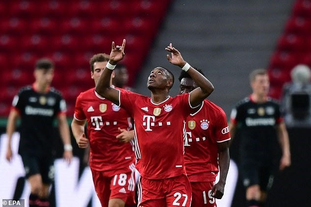 Alaba mở tỷ số cho Bayern.