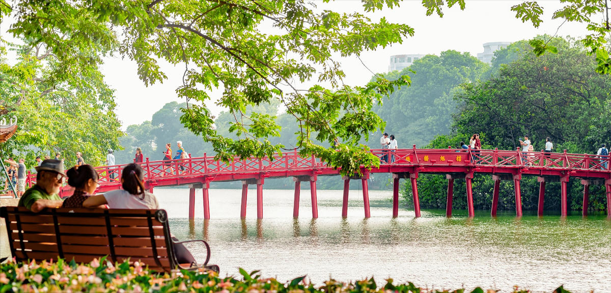 Hà Nội lọt vào top 100 điểm đến tuyệt nhất thế giới năm 2021