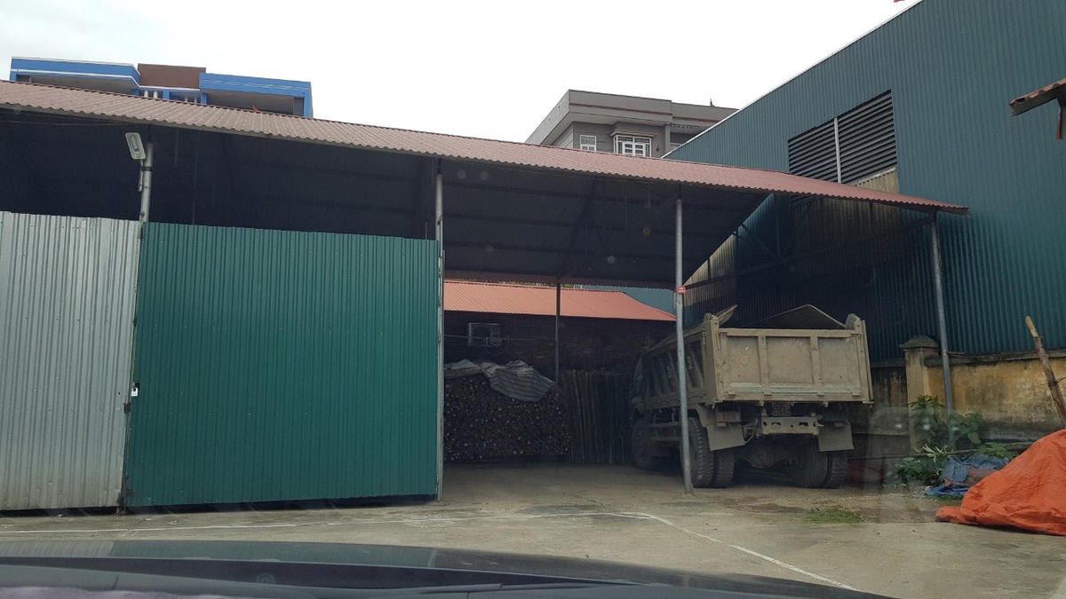 Một ô trông giữ xe như thế này có giá 600 nghìn đồng/tháng.