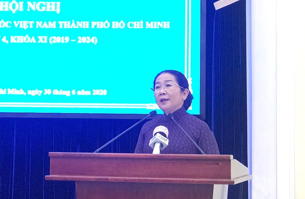 Phó Bí thư Thành ủy TP HCM Võ Thị Dung phát biểu tại Hội nghị.