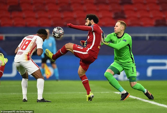 Liverpool đã phong tỏa Leipzig khá tốt trong hiệp 1. Họ cũng sở hữu nhiều cơ hội đáng chú ý hơn trong hiệp đấu này.  