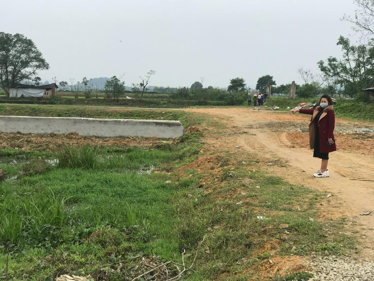 Khu quy hoạch Nhà Lay Trên, thị trấn Đức Thọ cũng chưa hoàn thiện hạ tầng đã bán đấu giá.