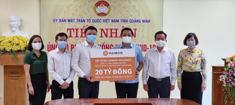 Ngày 13/4, Công ty TNHH HDMon Vân Đồn trao tặng 20 tỷ đồng cho công tác phòng, chống dịch Covid-19 tỉnh Quảng Ninh.