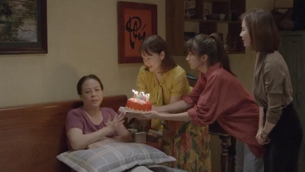 Nhân vật bà mẹ tần tảo chịu thương chịu khó do NSƯT Thanh Quý đảm nhận.