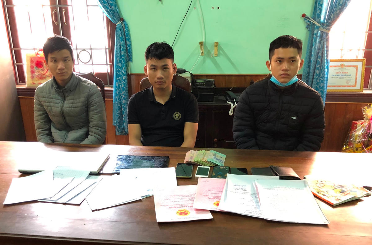 Các đối tượng tại cơ quan điều tra.