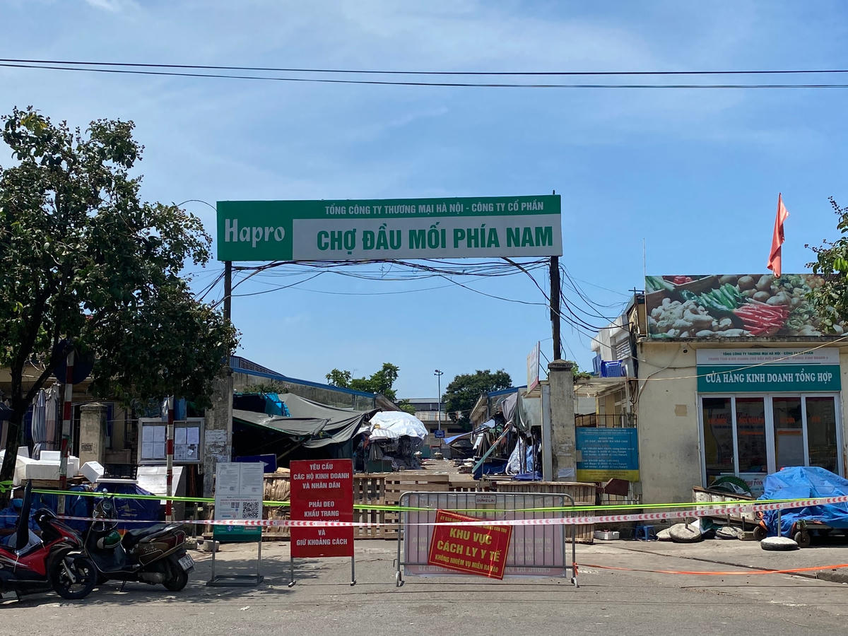 Chợ đầu mối phía Nam hiện đã thực hiện phong tỏa. Ảnh: Lan Anh. 