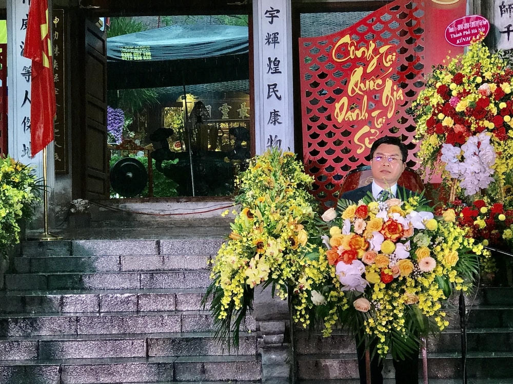 Chủ tịch Ủy ban nhân quận Đống Đa Lê Tuấn Định phát biểu tại buổi lễ.