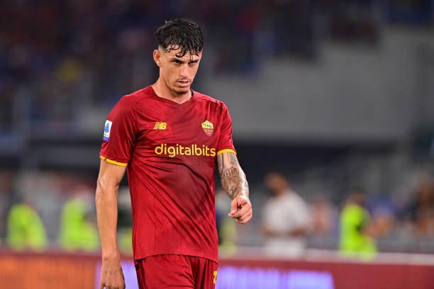 Tiền vệ đội trưởng Pellegrini bị đuổi ở phút 90.