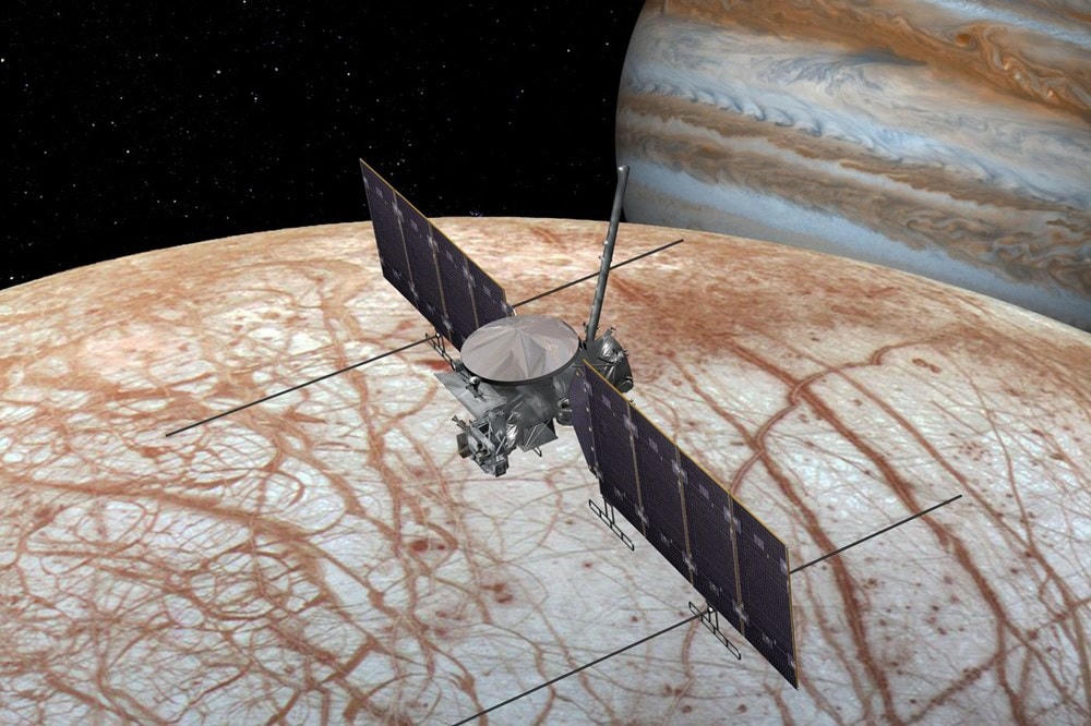 Tàu thám hiểm Europa Clipper sẽ đánh giá khả năng duy trì sự sống trên Mặt trăng Europa. (Ảnh minh họa: NASA).