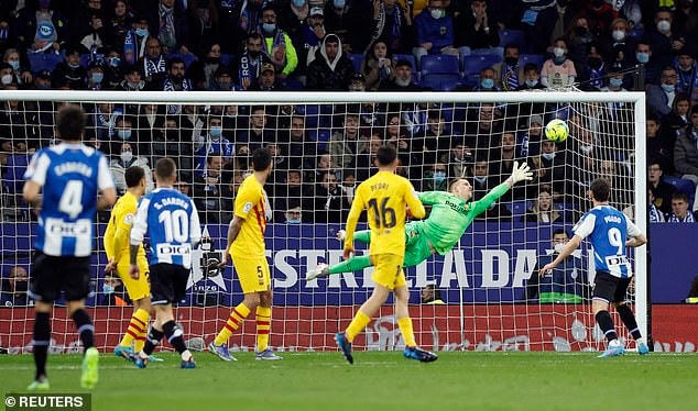 Cầm hòa 2-2 với Espanyol, Barcelona&nbsp;trở lại top 4 La Liga
