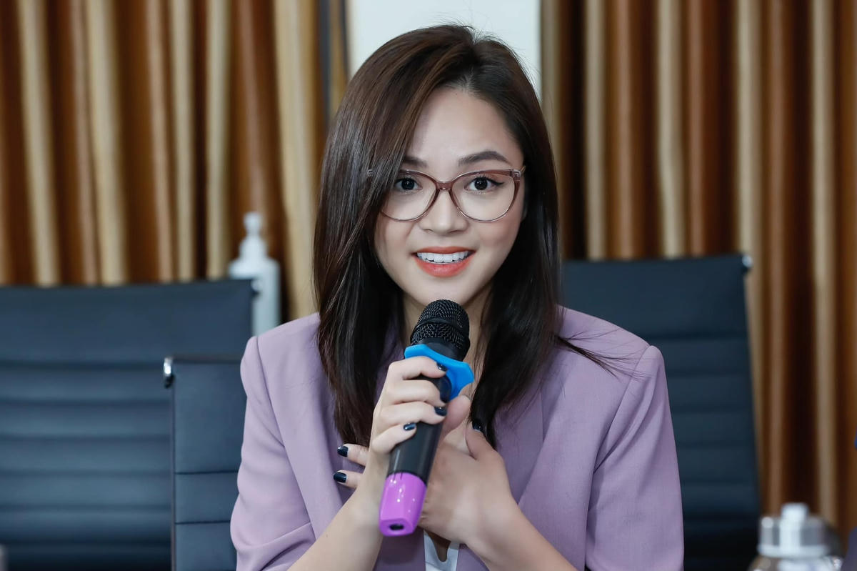 Thu Quỳnh chia sẻ bản thân may mắn vì được đồng hành cùng con trên mọi chặng đường. Ảnh: Quang Vinh. 