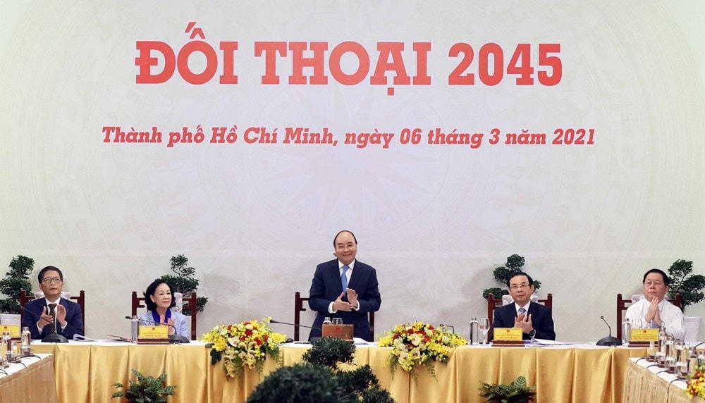 Thủ tướng Nguyễn Xuân Phúc chủ trì cuộc “Đối thoại 2045.” (Ảnh: Thống Nhất/TTXVN).