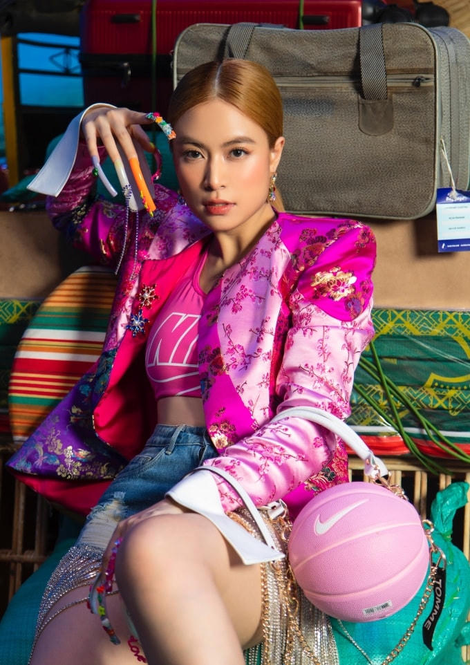 Sự trở lại lần này sẽ mở đầu cho nhiều dự án mới của Hoàng Thùy Linh trong năm 2022. Ảnh: Ngoisao.net.