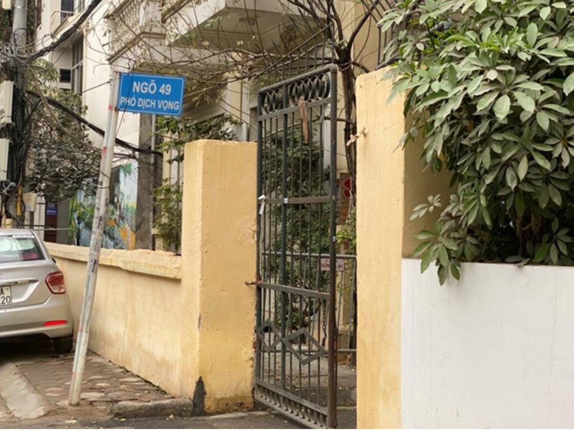 Khu vực sinh sống của gia đình có 3 người bị nhiễm Covid-19 tại quận Cầu Giấy, Hà Nội. Ảnh: Lan Anh.