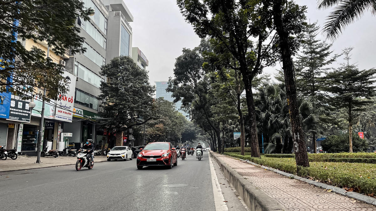 Bên cạnh đó, việc xén dải phân cách, các công trình ngầm nổi trên đoạn tuyến cũng sẽ được di dời, bảo vệ để đảm bảo đồng bộ hạ tầng kỹ thuật.
