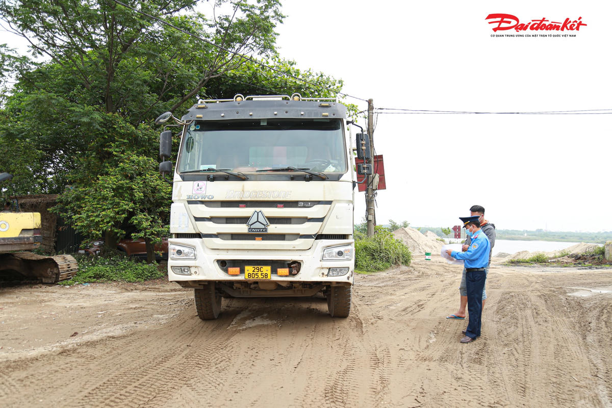 Hầu hết, các xe bị kiểm tra đều cơi nới thành thùng.