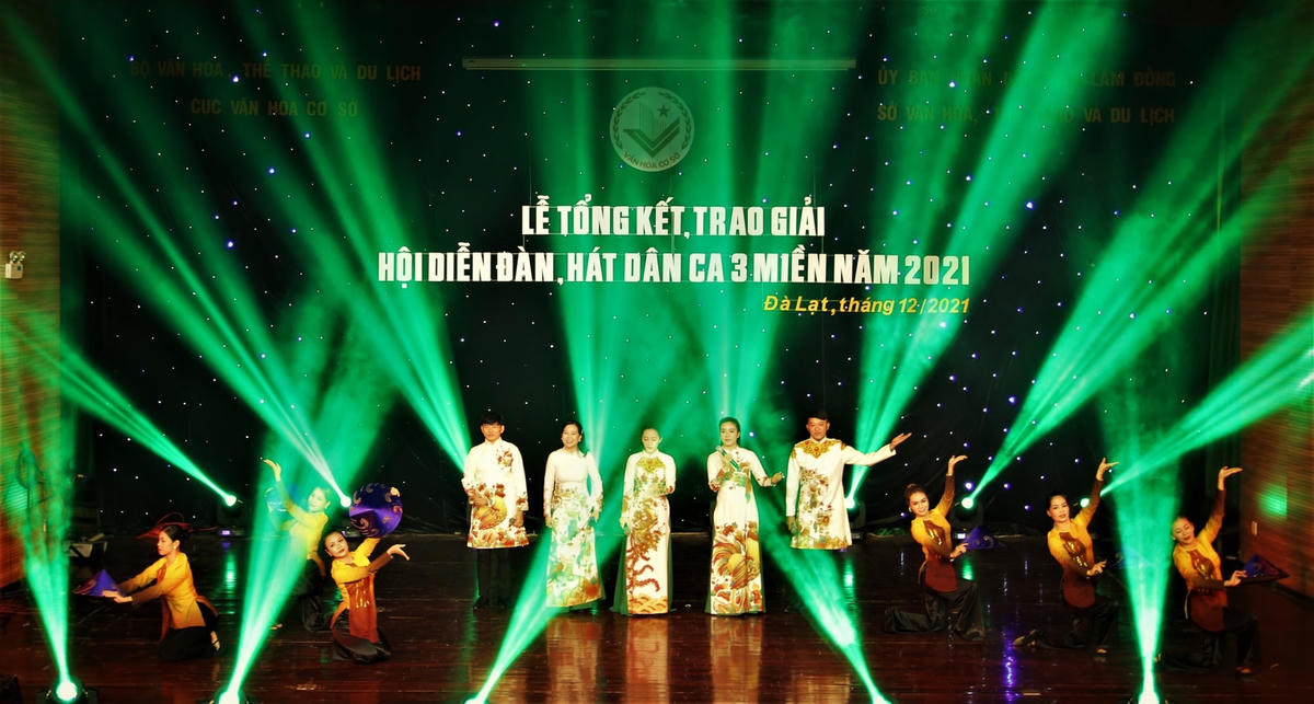 Sức sống mạnh mẽ của đàn, hát dân ca 3 miền