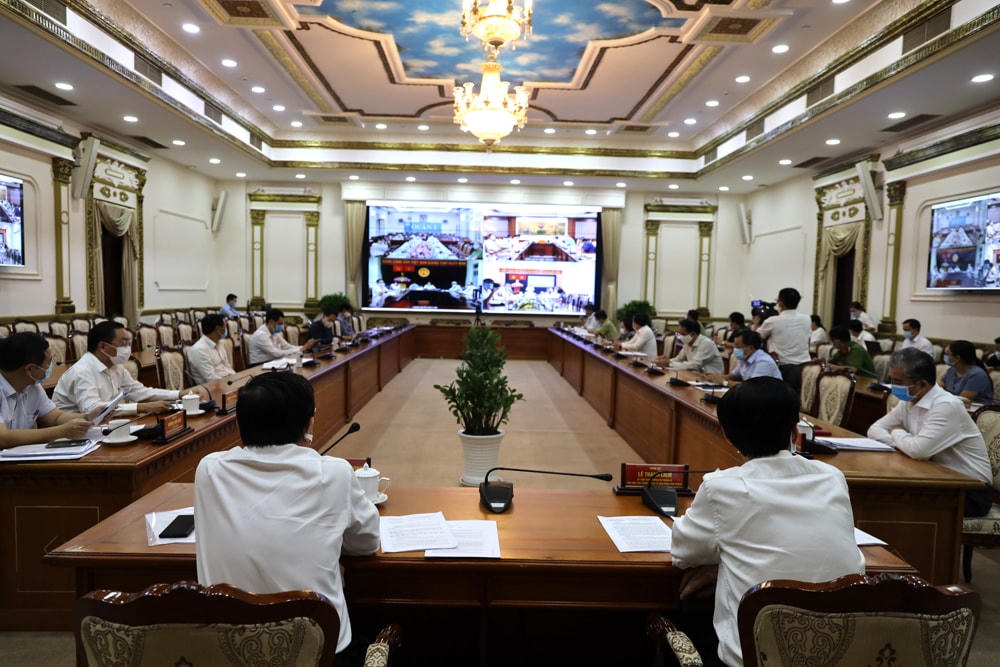 Quang cảnh cuộc họp trực tuyến.