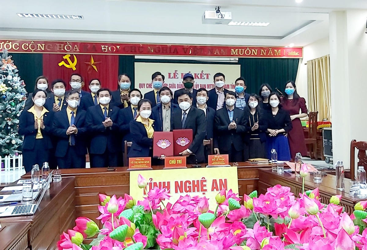 Hai cơ quan tiến hành ký kết chương trình quy chế phối hợp nhằm kiên quyết, kiên trì, đấu tranh ngăn chặn, đầy lùi tham nhũng, tiêu cực.