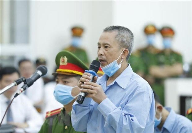 Bị cáo Lê Đình Công nói lời sau cùng trước khi tòa tuyên án. (Nguồn: TTXVN).