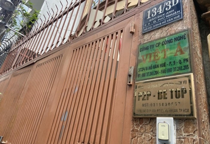 Địa chỉ Công ty Việt Á chỉ duy nhất có mỗi cái bảng hiệu.