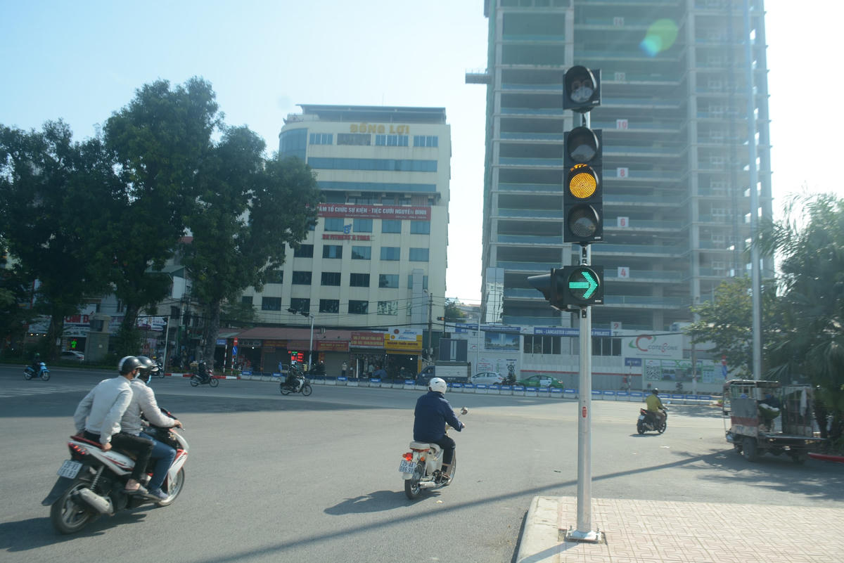 Hệ thống đèn tín hiệu tại đây, đã được đưa vào hoạt động.
