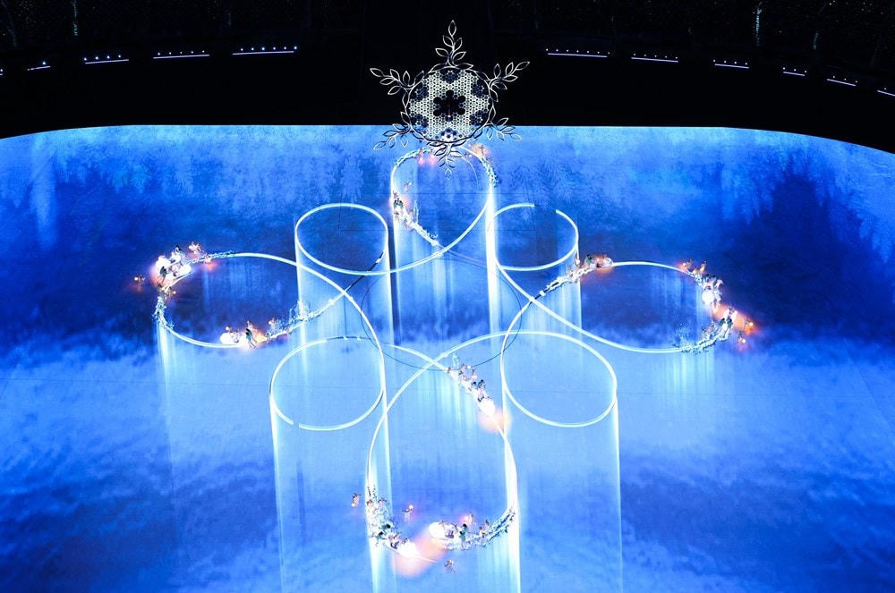 Các nghệ sỹ biểu diễn tại lễ bế mạc Olympic mùa Đông Bắc Kinh 2022, Trung Quốc, ngày 20/2/2022. (Ảnh: THX/ TTXVN).
