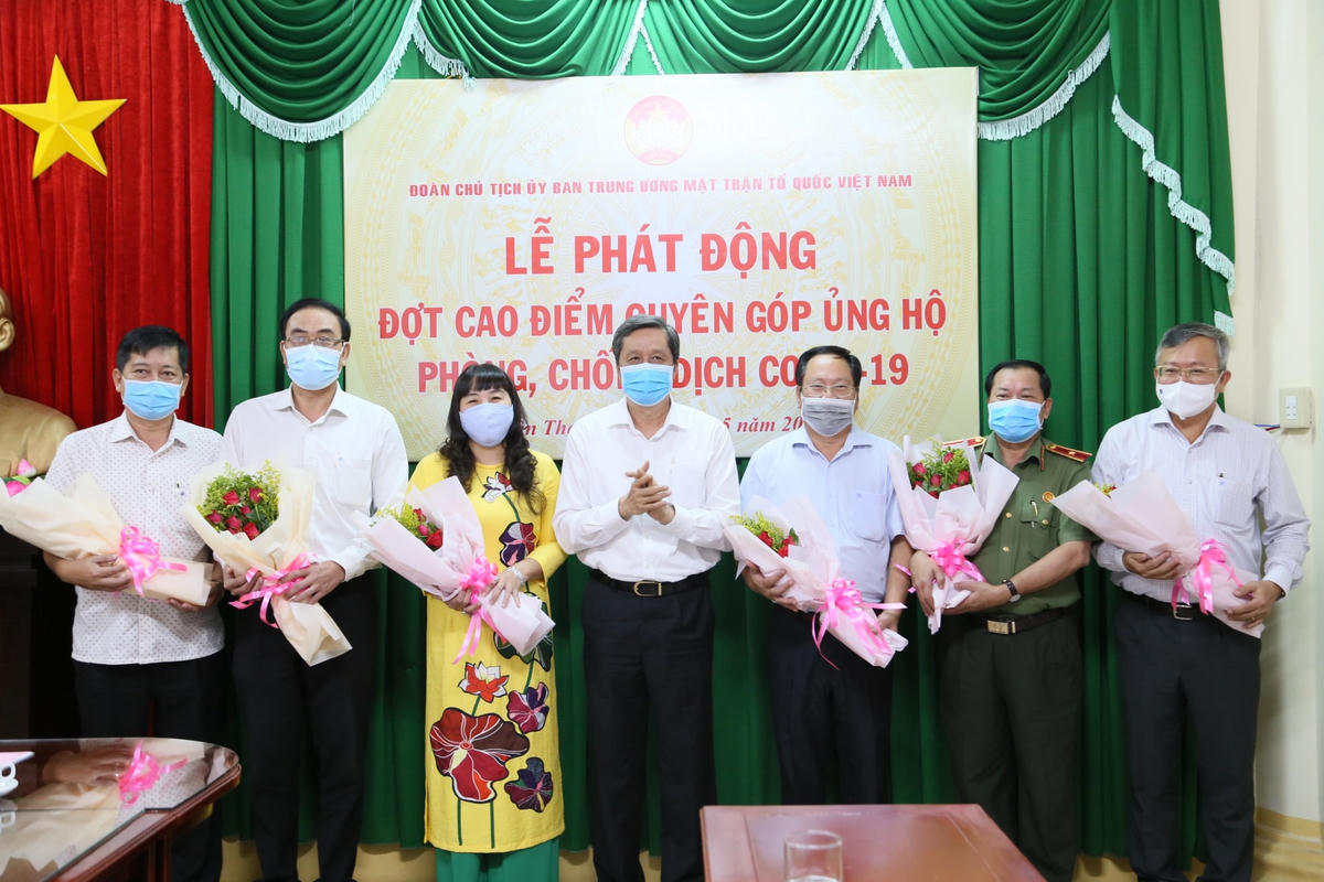 Các cơ quan, đơn vị, tổ chức đã đóng góp ủng hộ vào quỹ phòng chống dịch Covid-19 tại lễ phát động.