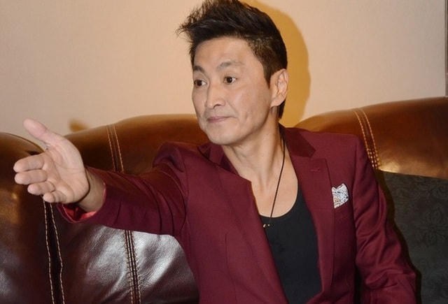 ‘Triển Chiêu’ Hà Gia Kính phong độ, trở thành triệu phú ở tuổi 61