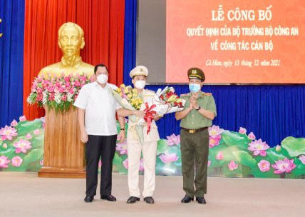 Thượng tá Trần Văn Thi, Trưởng Công an huyện Trần Văn Thời được bổ nhiệm giữ chức Phó giám đốc Công an tỉnh Cà Mau. Ảnh: Hoàng Giang.