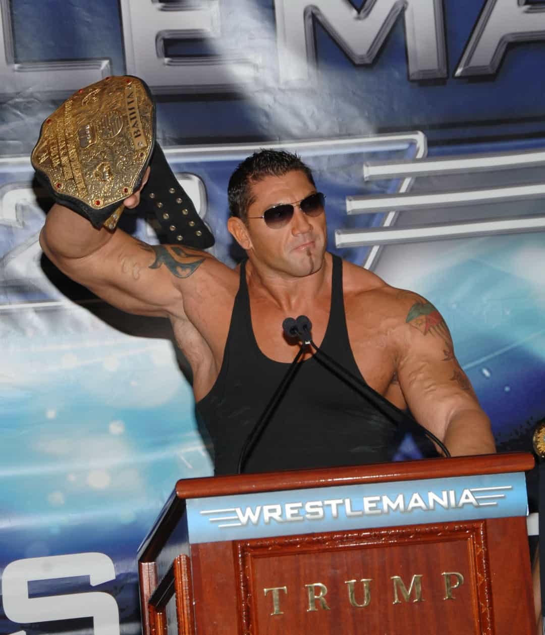 Trước khi tham gia loạt phim “Guardians of the Galaxy”, Dave Bautista là một đô vật rất thành công.  