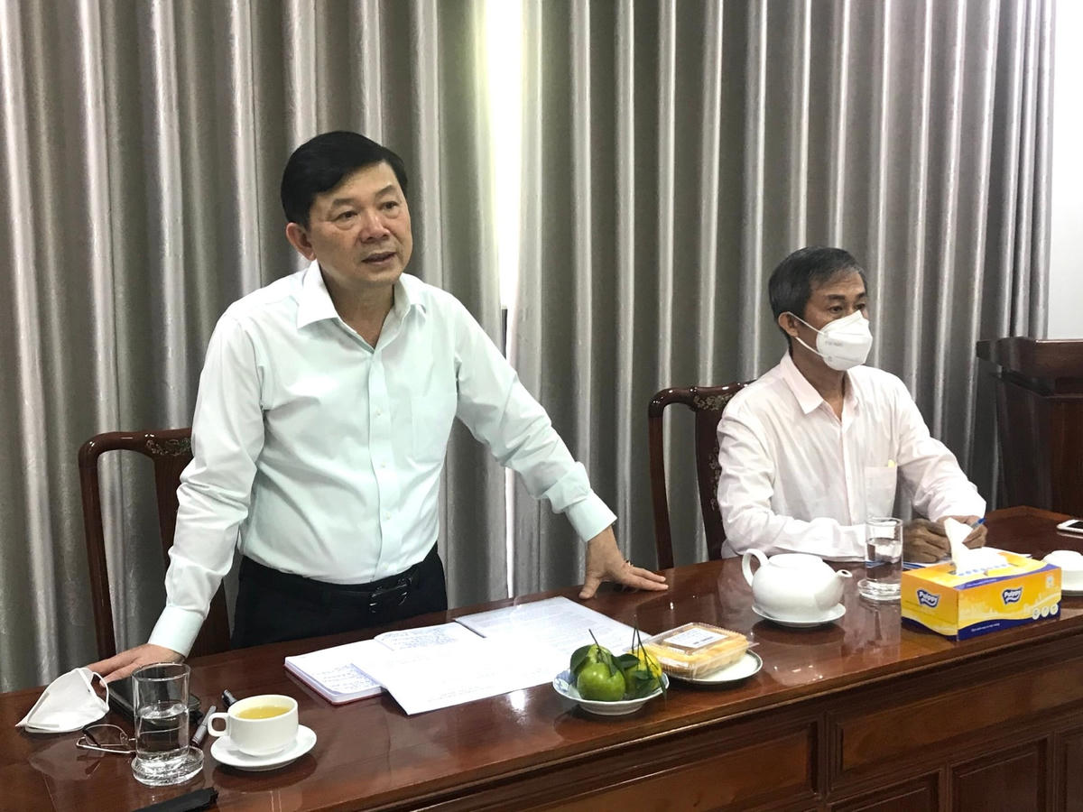 Phó Chủ tịch Nguyễn Hữu Dũng phát biểu kết luận hội nghị.
