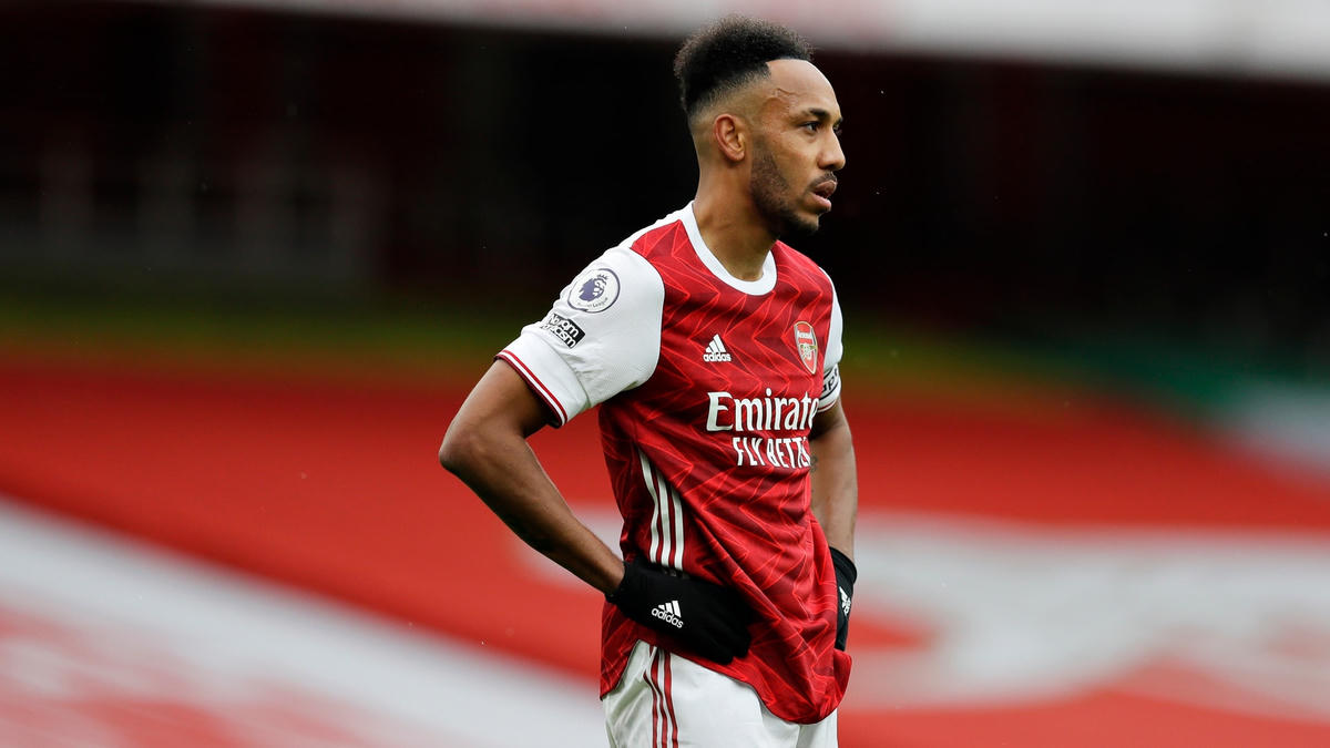 Arsenal sẵn sàng để Aubameyang ra đi vào kỳ chuyển nhượng mùa đông và sẽ xem xét bất kỳ lời đề nghị nào hợp lý.