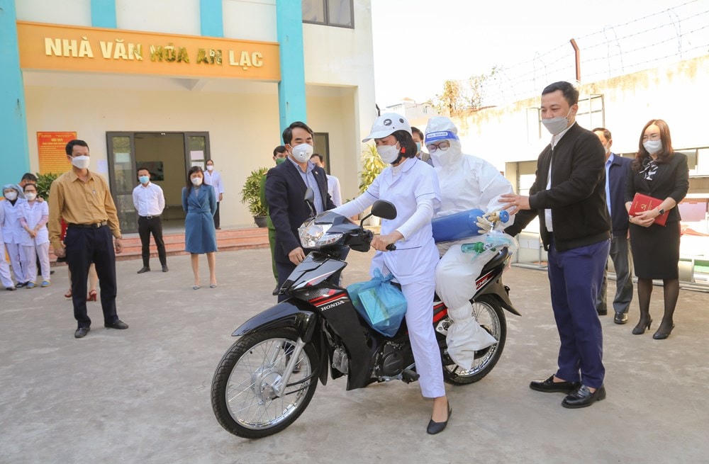 Hải Phòng kiểm tra hoạt động Trạm y tế lưu động.