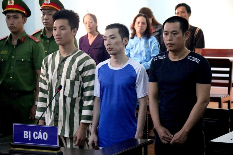 3 bị cáo Hoàng, Huy, Nưng tại phiên tòa