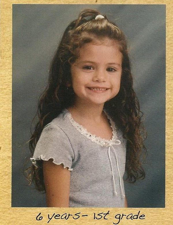 Từ cô công chúa nhí nhảnh của Disney, sau bao năm, Selena Gomez đã trở thành một trong những ngôi sao hàng đầu thế giới. Trải qua bao sóng gió, vẻ đẹp của cô ngày càng mặn mà, gợi cảm.Selena tên đầy đủ là Selena Marie Gomez sinh ngày 22/07/1992 tại Grand Prairie, Texas, Mỹ.Chạm ngõ bộ môn nghệ thuật thứ bảy khi vừa lên 7, Selena Gomez xuất hiện trong chương trình Barney & Friends với vai diễn Giana.Đến năm 2004, được hãng truyền hình nổi tiếng Disney phát hiện trong một chương trình tìm kiếm tài năng, Selena vụt sáng khi trở thành ngôi sao tuổi teen nổi tiếng khi tham gia đóng vai chính trong bộ phim Wizards of Waverly Place (Những phù thủy xứ Waverly) của hãng này.Năm 2007, Selena Gomez xuất hiện giản dị tại buổi công chiếu phim Cướp biển Caribbean: Nơi tận cùng thế giới với mái tóc tỉa layer và lối trang điểm mộc mạc.  Năm 2008, Selena Gomez bắt đầu đầu tư hơn cho lối trang điểm và kiểu tóc. Cô xuất hiện lộng lẫy và đáng yêu như một nàng công chúa đích thực tại lễ trao giải Teen Choice Awards.Selena Gomez với nhan sắc và body cuốn hút.