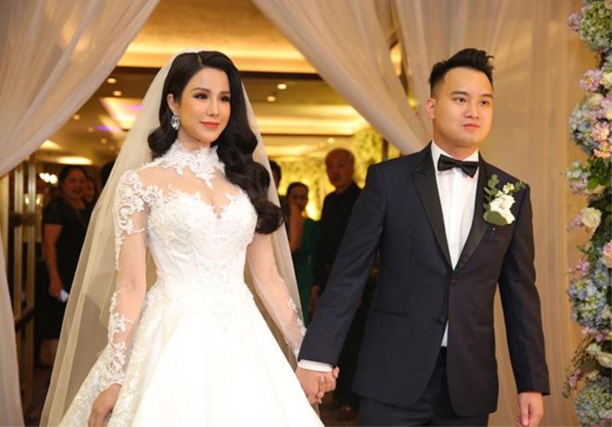 Cuộc hôn nhân đậm chất ngôn tình song đối mặt với không ít sóng gió. 