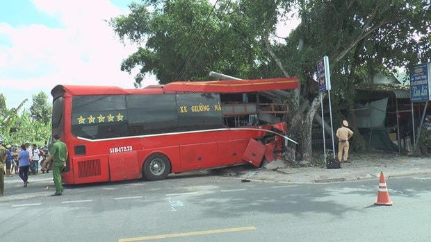 Hiện trường vụ tai nạn. Ảnh: TTXVN.