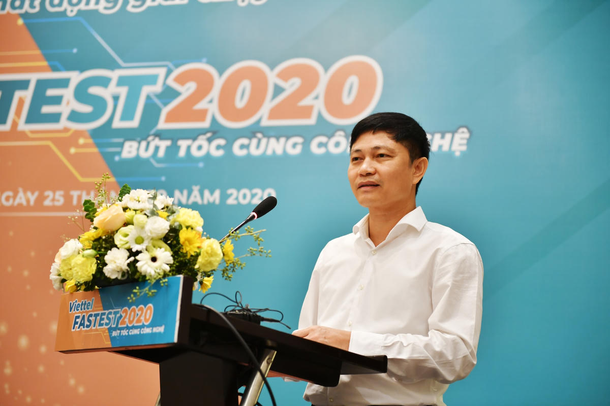 Ông Nguyễn Thành Nhương, P. TGĐ Viettel Telecom phát biểu tại Lễ phát động