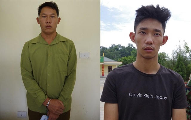Đối tượng Vàng Seo Xóa và Phùng Thế Anh bị bắt giữ (Ảnh Trung Dũng - Biên phòng tỉnh Lào Cai).  
