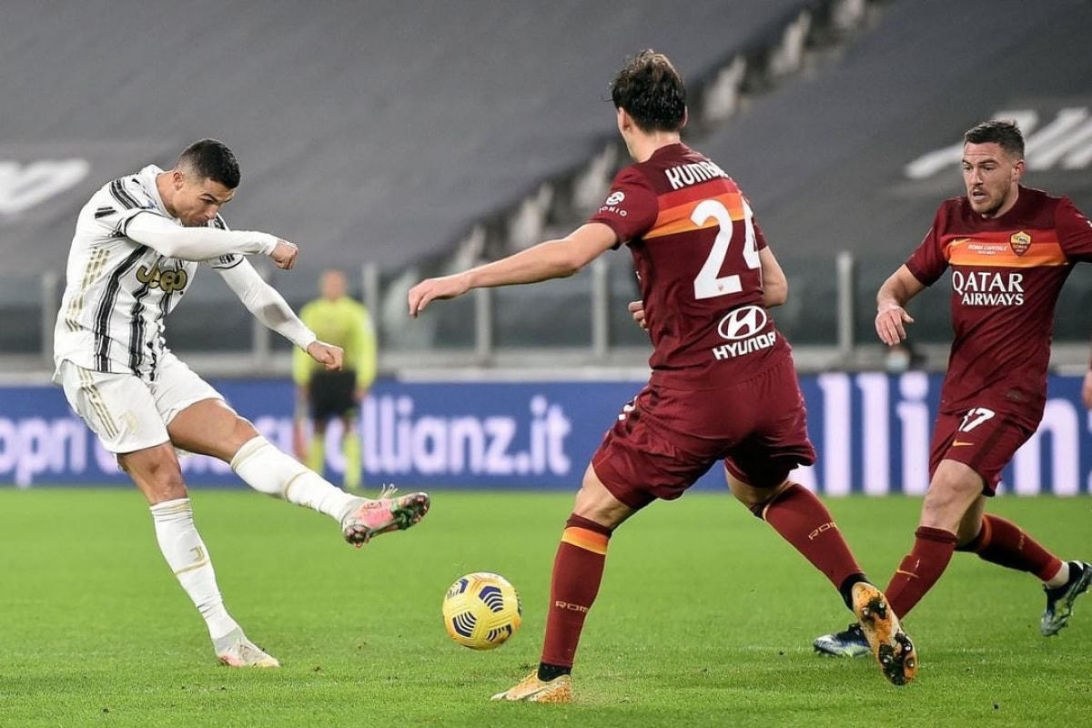 Nếu may mắn mỉm cười, Cristiano Ronaldo đã ghi nhiều hơn 1 bàn vào lưới AS Roma. (Ảnh: Juventus).